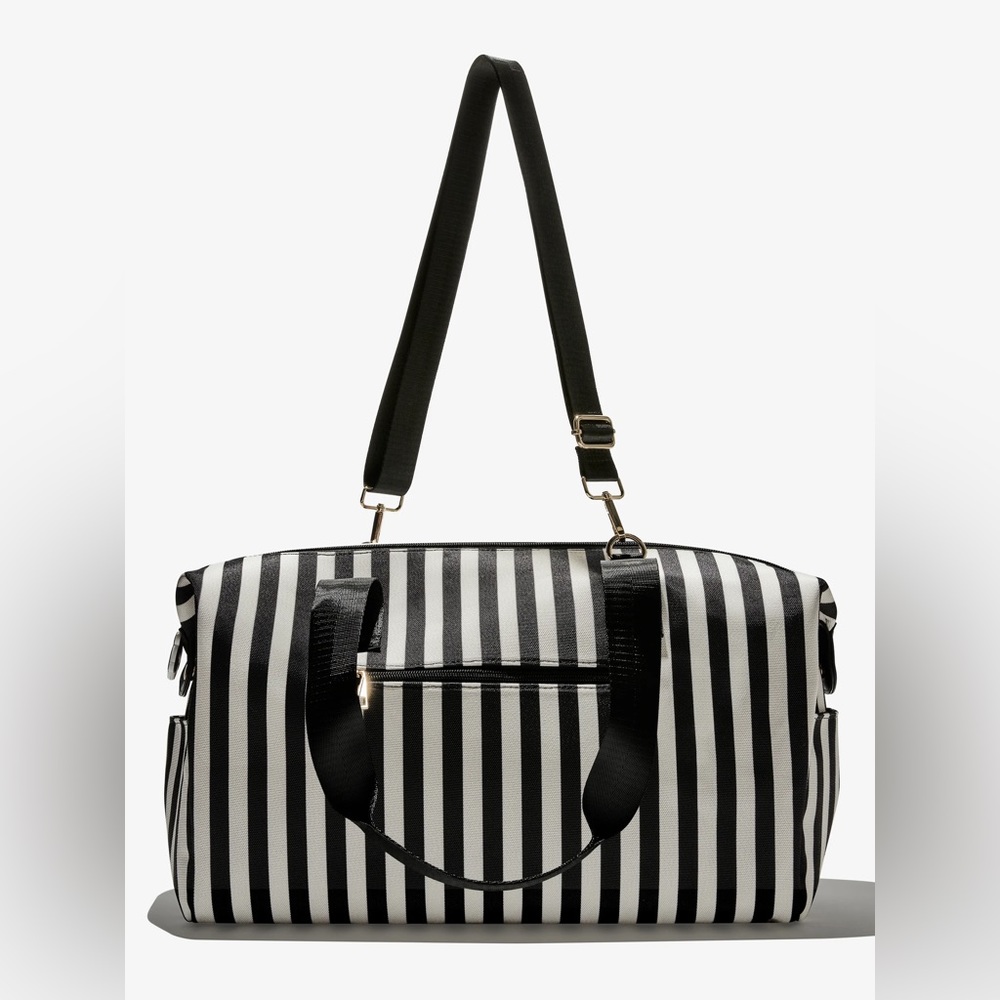NWT Alice + Olivia Duffle Bag